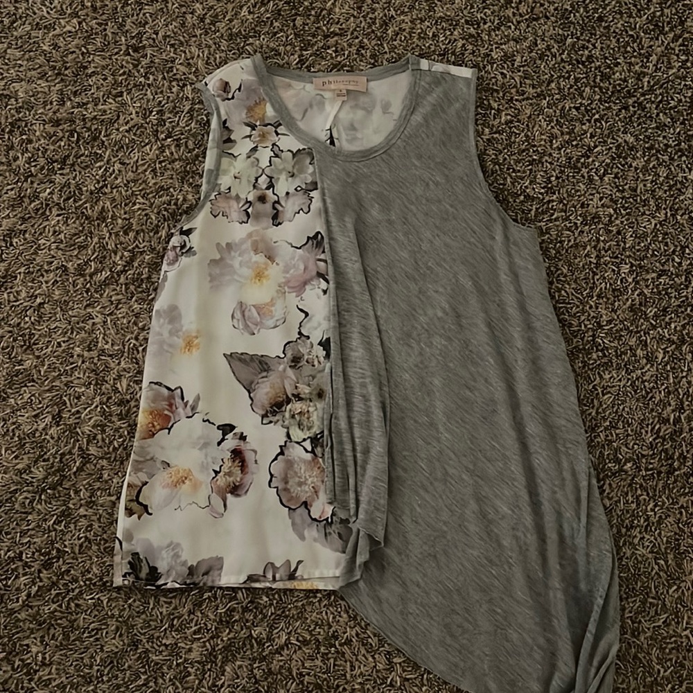 Floral sleeveless blouse